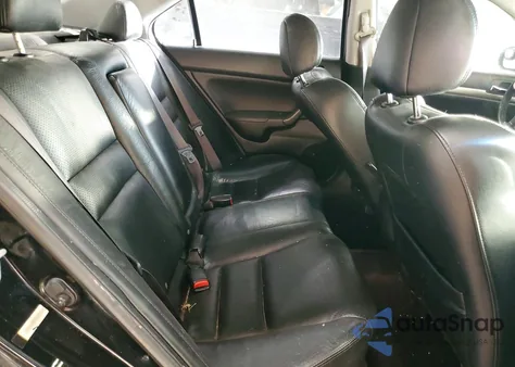 2004 Acura Tsx z USA, uszkodzony, nr VIN JH4CL96814C009301